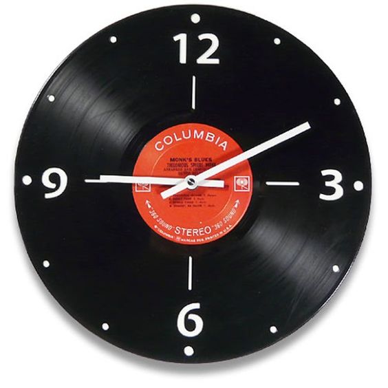 orologio realizzato con dischi in vinile